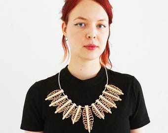 UNICAT Necklace with chip trees and hand knotted ribbon, Handicrafts from the Erzgebirge