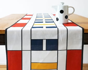 BAUHAUS TABLE RUNNER place mat