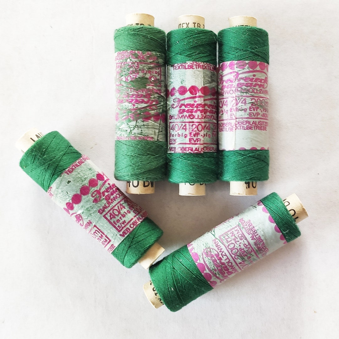 Thread Tryangle Vintage GDR Sewing Thread