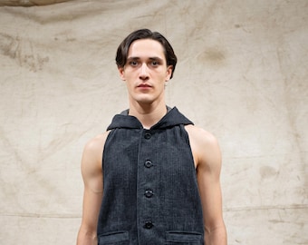 MEN VEST with hood and pockets in different fabrics