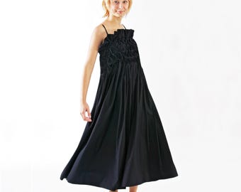 SMOCK DRESS handmade, embroidered in black and white