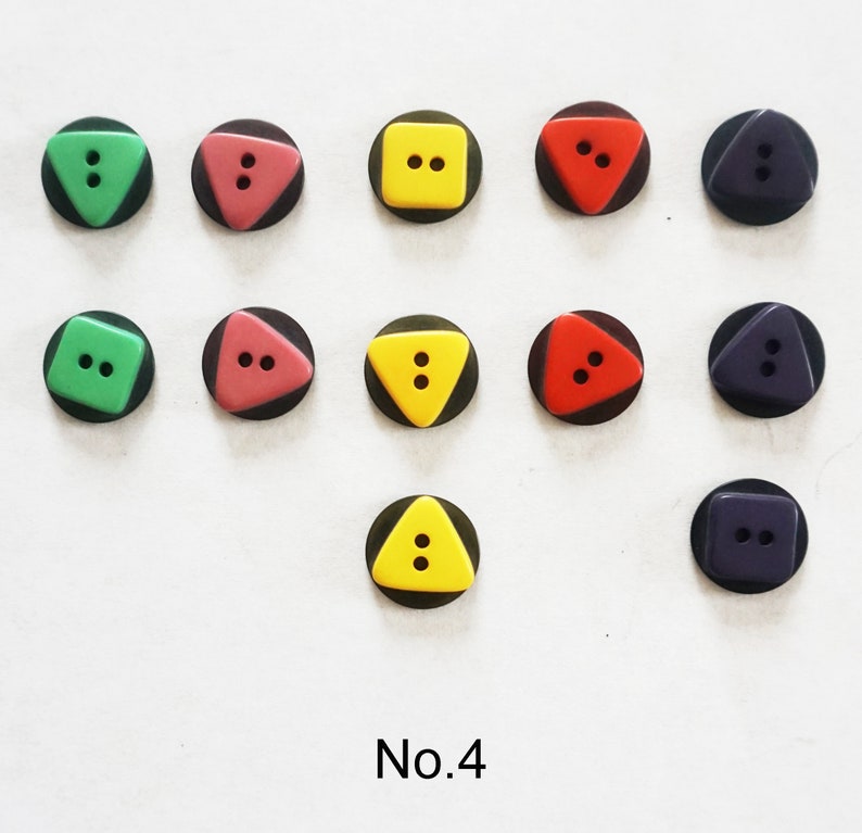 BOUTONS COLORÉS des années 1980 boutons pour enfants boutons de chemisier et de chemise 2 trous 12 mm 15 mm No.4