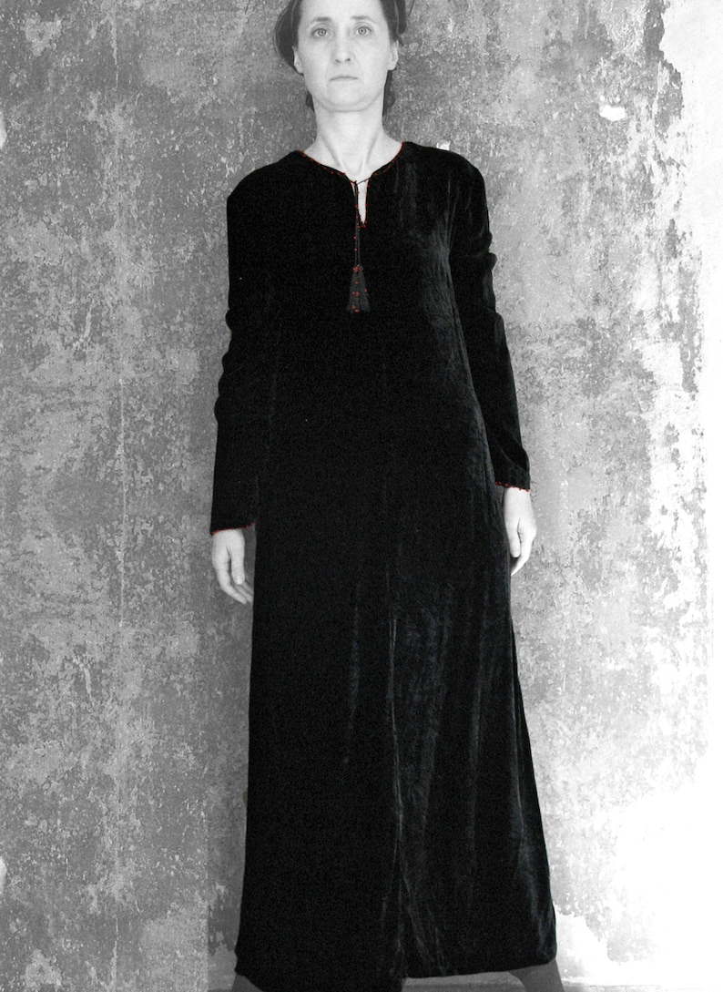 black embroidered with beads silk UNIQUE SILK-VELVET Dress smok velvet Art Nouveau long