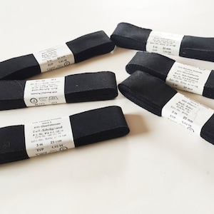 Vintage GDR bias tape black cotton, 1 inch 25 mm wide, VEB-Bandtex-Pulsnitz image 1