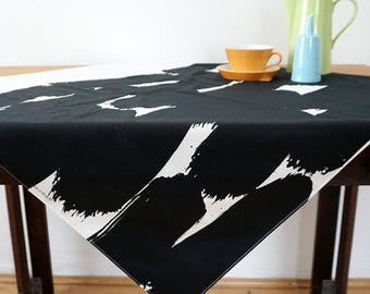 TABLE LINENS