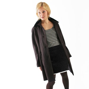 SHORT SKIRT of wool felt angora, in blue and black