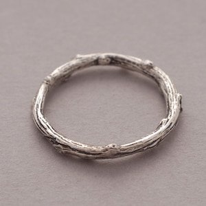 Twig Sterling Silver Band Ring for Women or Men, Olive Tree Branch Ring, 2.5mm width, Unique Nature Inspired Jewelry DA73