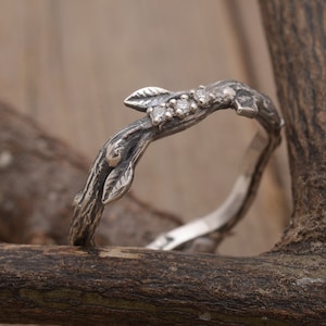 Artistic Leaf Ring with white or blue topaz, Sterling Silver Branch Twig Ring, Nature Inspired Jewelry, DA561