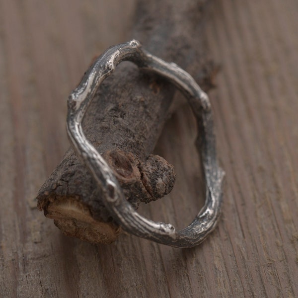 Alliance de branche, bague en argent sterling mince brindille ondulée DA385