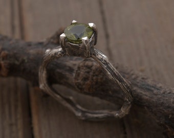 Peridot Sterling Tree Branch Ring, Nature Inspired Solitaire Art Ring DA392