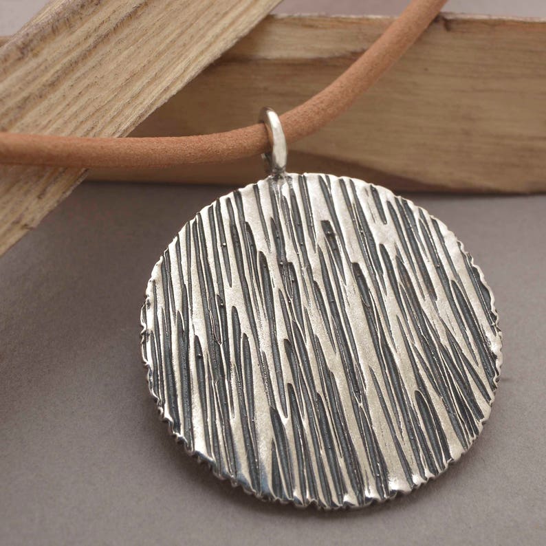 MA140 Ask for an engraved message on the back Men/'s Jewelry Rock Etched Sterling Silver Necklace Round Men/'s Pendant