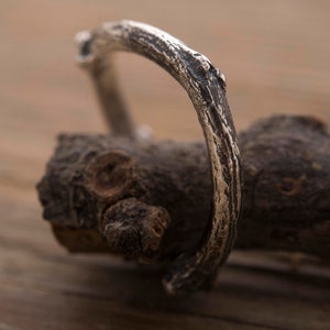 Tree Ring for Women, Rustic Sterling Silver Branch Elegant Band DA389
