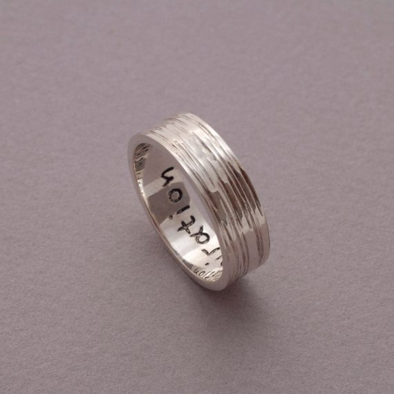 Men’s Sterling Silver Wedding Band with Colored Center Stone – Sizes 8–12.5