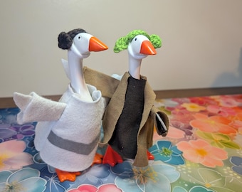 Desk Goose Star Wars Princess Leia or Yoda Outfit