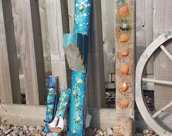 Autêntica arte de parede de tartaruga de madeira flutuante da Cornualha por Lindsey Keates, algumas com ganchos para chaves. Em estoque agora. Por Lindsey Keates, artista da Cornualha.