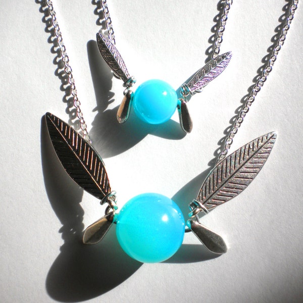 20% off Legend of Zelda Navi-inspired fairy necklace/bracelet combo