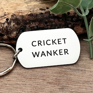 Cricket Wanker Keyring - Funny sweary cricket keychain - Rude gift for Dad - Fathers Day - Cricket lover birthday gift Grandad - Brother