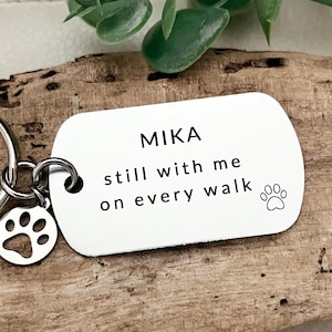 Regalo conmemorativo para perros - Llavero con nombre de perro - Nombre personalizado - En memoria de perro - Regalo de recuerdo de mascota - Regalo de condolencia por la pérdida de un perro - Personalizado imagen 1