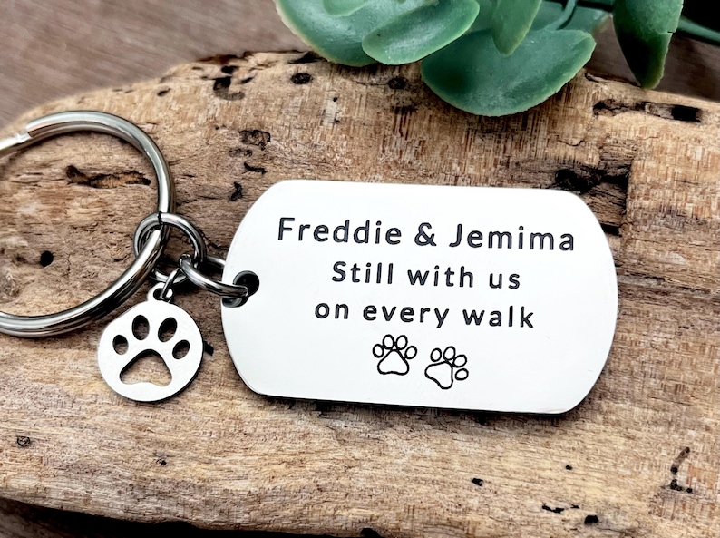 Regalo conmemorativo para perros - Llavero con nombre de perro - Nombre personalizado - En memoria de perro - Regalo de recuerdo de mascota - Regalo de condolencia por la pérdida de un perro - Personalizado imagen 5