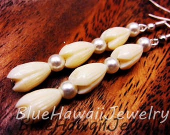 Sweet Wedding Vintage Hawaii Jasmine Flowers Pikake Ivory Carved 3-D Earrings w Wire Earhooks Faux Ivory