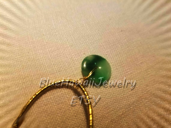 1960's 14k Gold Green Jade Donut Lifesaver Dainty… - image 2