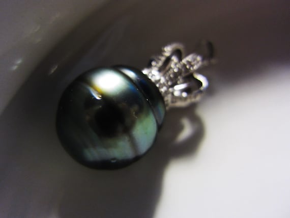 35mm Tahitian Pearl Pendant  Absolutely Beautiful… - image 2