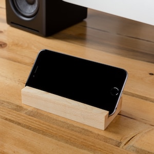 iPhone Stand Wood Tech Gift, Gifts for him, Gift for her, phone stand, Desk Accessory, Minimalist Desk image 2