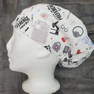 ¿Dónde está mi tarjeta de preferencias? Gorro quirúrgico/quirúrgico/dental de estilo híbrido europeo/bouffant de Carolinadreamsbyjen