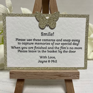 Tarjetas de poemas de cámara desechables de boda personalizadas con mariposa dorada (pack de 10)