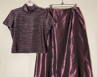 Vtg 80s V-I-PETITES Deux pièces Magique Étincelant / Iridescent Violet Manches Courtes Top & Jupe Ensemble Formel