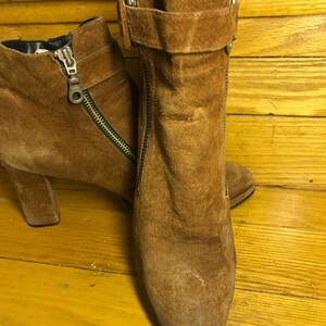 Vintage Delela Dark Orange Suede Two Sided Zipper & Buckle High Heel Ankle Boots Womans 8 image 3
