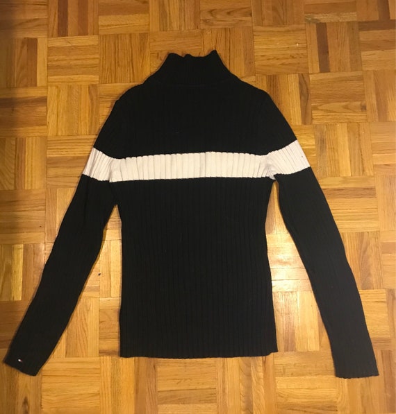 Vintage Ladies Tommy Hilfiger Button up Mock Neck Large Logo