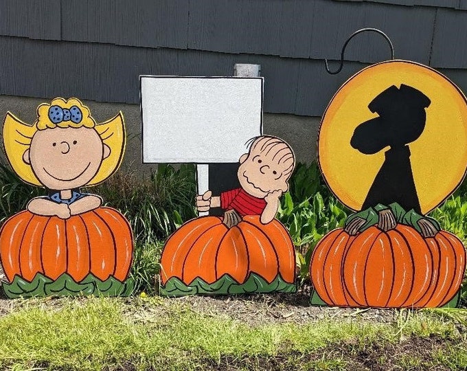 Hand Painted Set of 3 Peanuts Halloween Yard Art Etsy