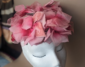 Deep Bomb Pink Flower Vintage Hat. Headress Vintage Deep Ink Flower Bomb Vintage 1960s Hat  main image 4