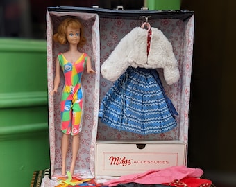 Vintage Midge doll with dollcase and outfits barbie // Barbie Vntage