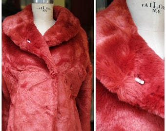 Vintage Vegan Faux Fur Red Jacket / Winter Coat with Pockets / Furly jacket