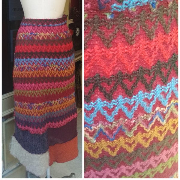 jupe en laine vintage multicolore / Jupe vintage faite à la main Taille S - M / Jupe taille haute rétro