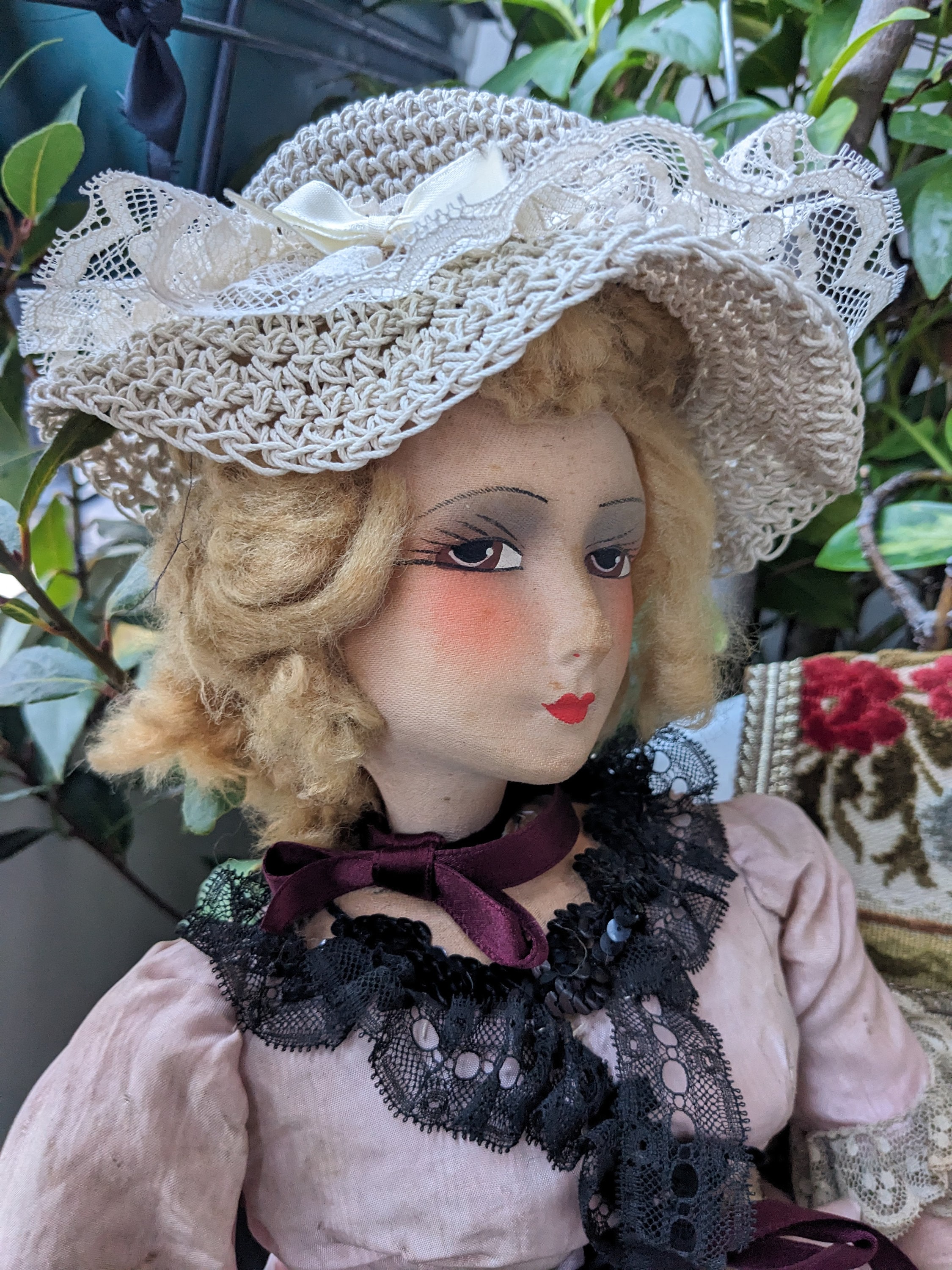 美しく珍しいブドワール人形 / アンティークフランス人形 / 淡い