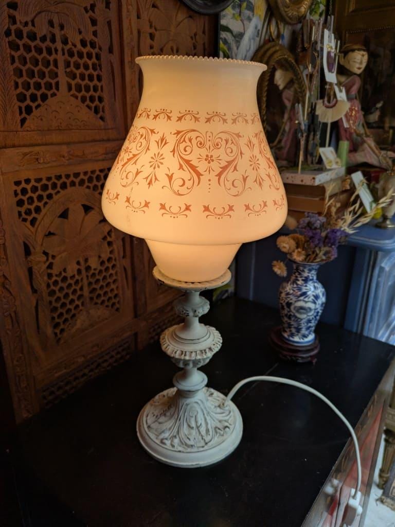 フランスドールランプビンテージ Vintage Table Lamp White Bronzed Brass Base & Opaline Glass Shade