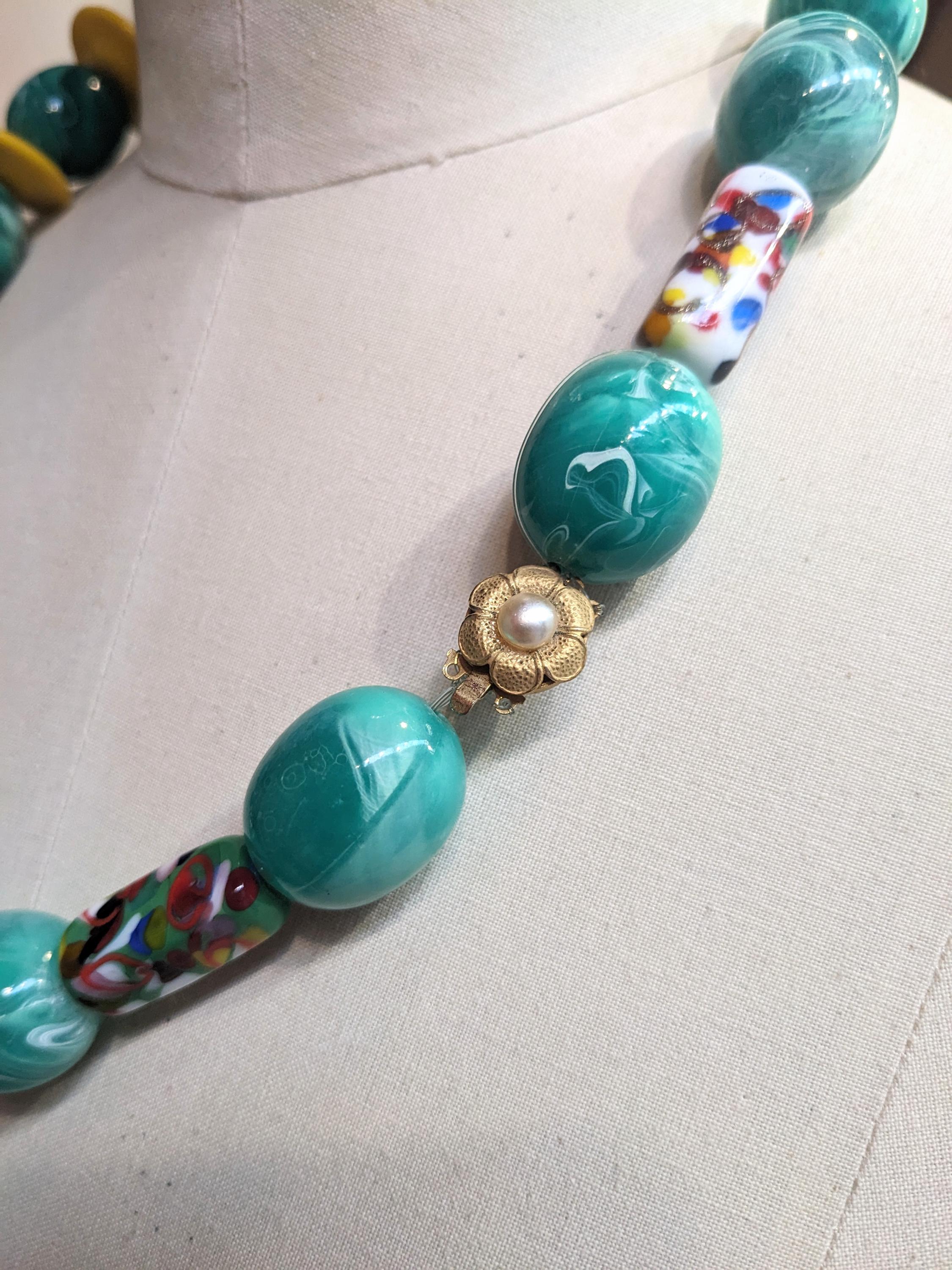 Collier Long Perles Bakélite Vintage Vert - Occasion - Style Rétro