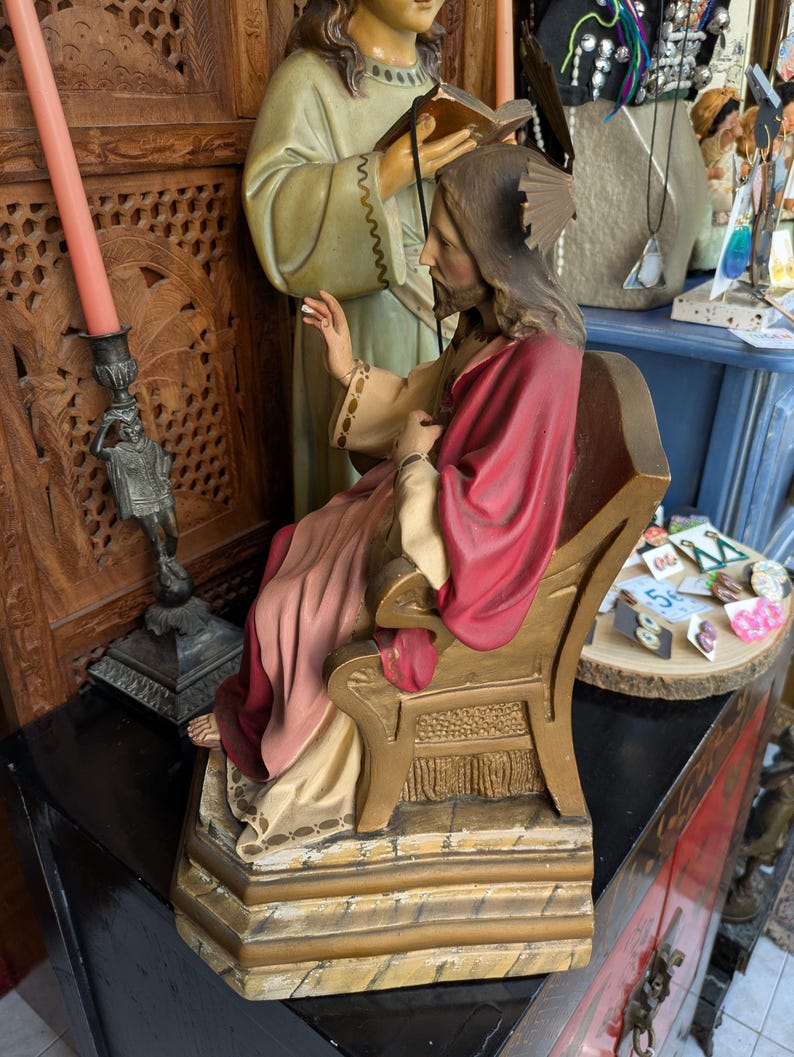 Olot artwork Jesus Sacred Heart, glass eyes, religious statue Arte Christiano Olot image 8