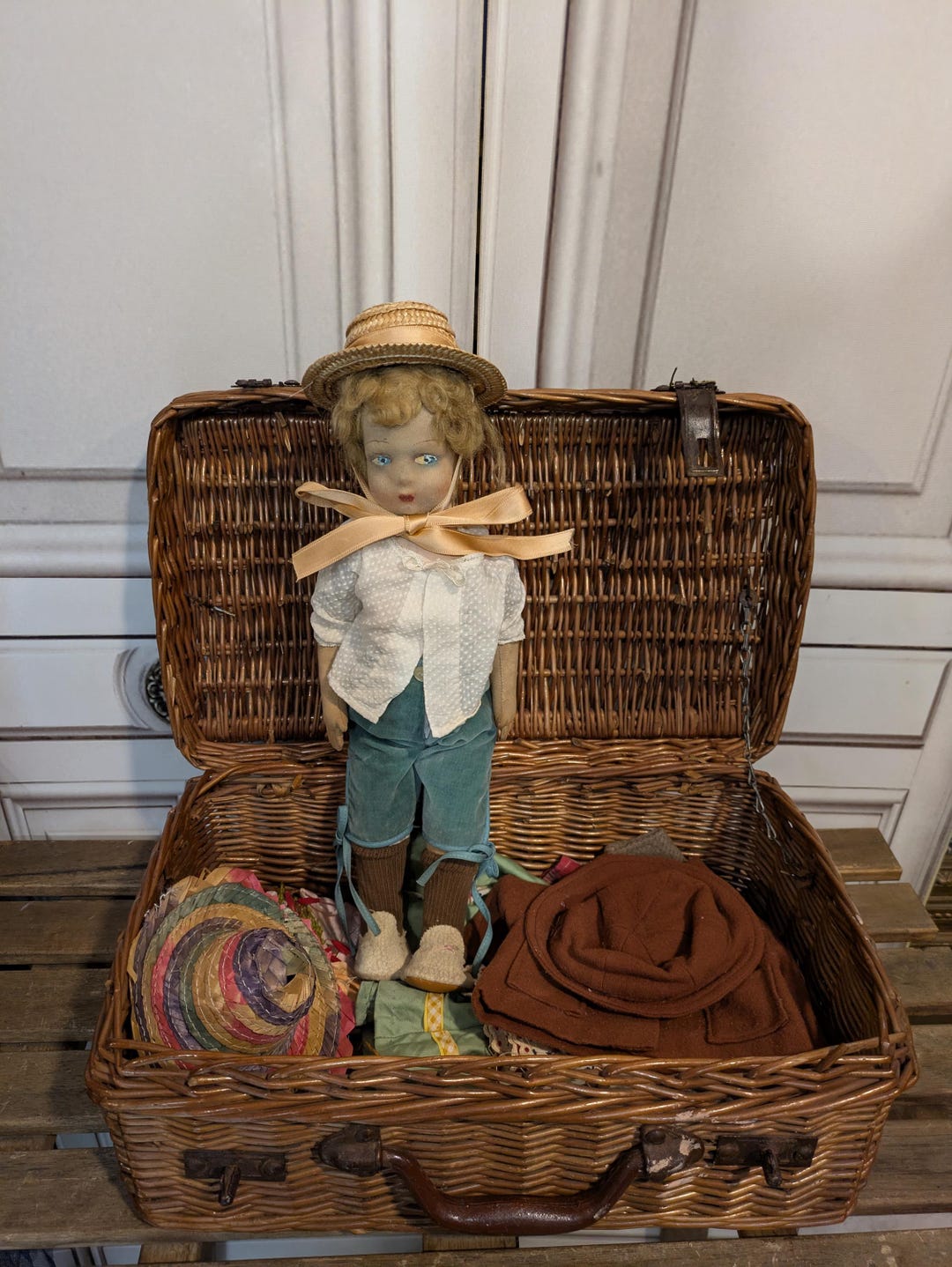 Panier De Poupée Ancien En Osier Tressé - XIXe Siècle, France