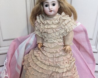 * antique doll ୨୧ * Parisの老舗の パン屋さん antique doll ୨୧ * Parisの老舗の パン屋さん