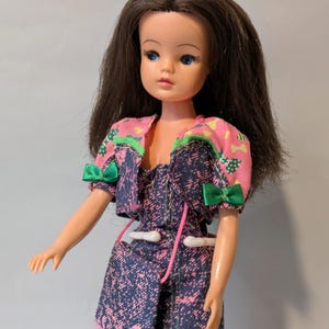 Vintage Sindy Doll 1980 Pedigree original doll with clothes vintage