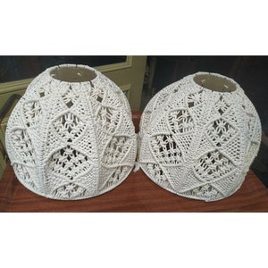 Vintage Pair of Crocheted Lampshades fringe // Set of 2, Country Chic lamps / Handmade crochet lamps