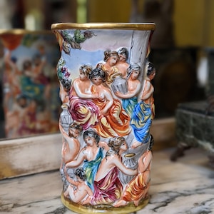 Antique JM Alvarez Vase // Flower Vase Porcelain // Scene Porcelain // Capodimonte Style Porcelain