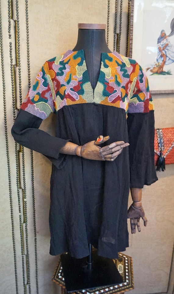 Vintage Ethnic Embroidery Dress Fashion Woman // E