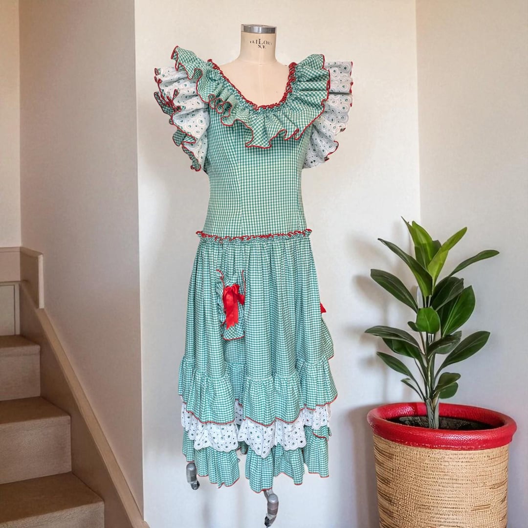 Spanish Ruffles Vintage Folk Ruffle Flamenco Green Spanish Dress Rociero // Vintage ...