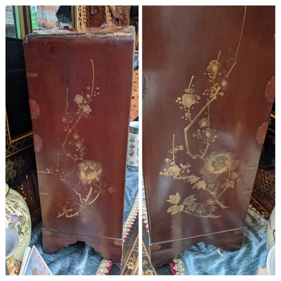 Antique Japanese Dark Brown Lacquer and Gilt Wood Altar Cabinet