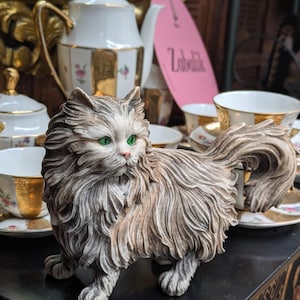 Vintage Cat Ceramic with green eyes // VIntage Deco
